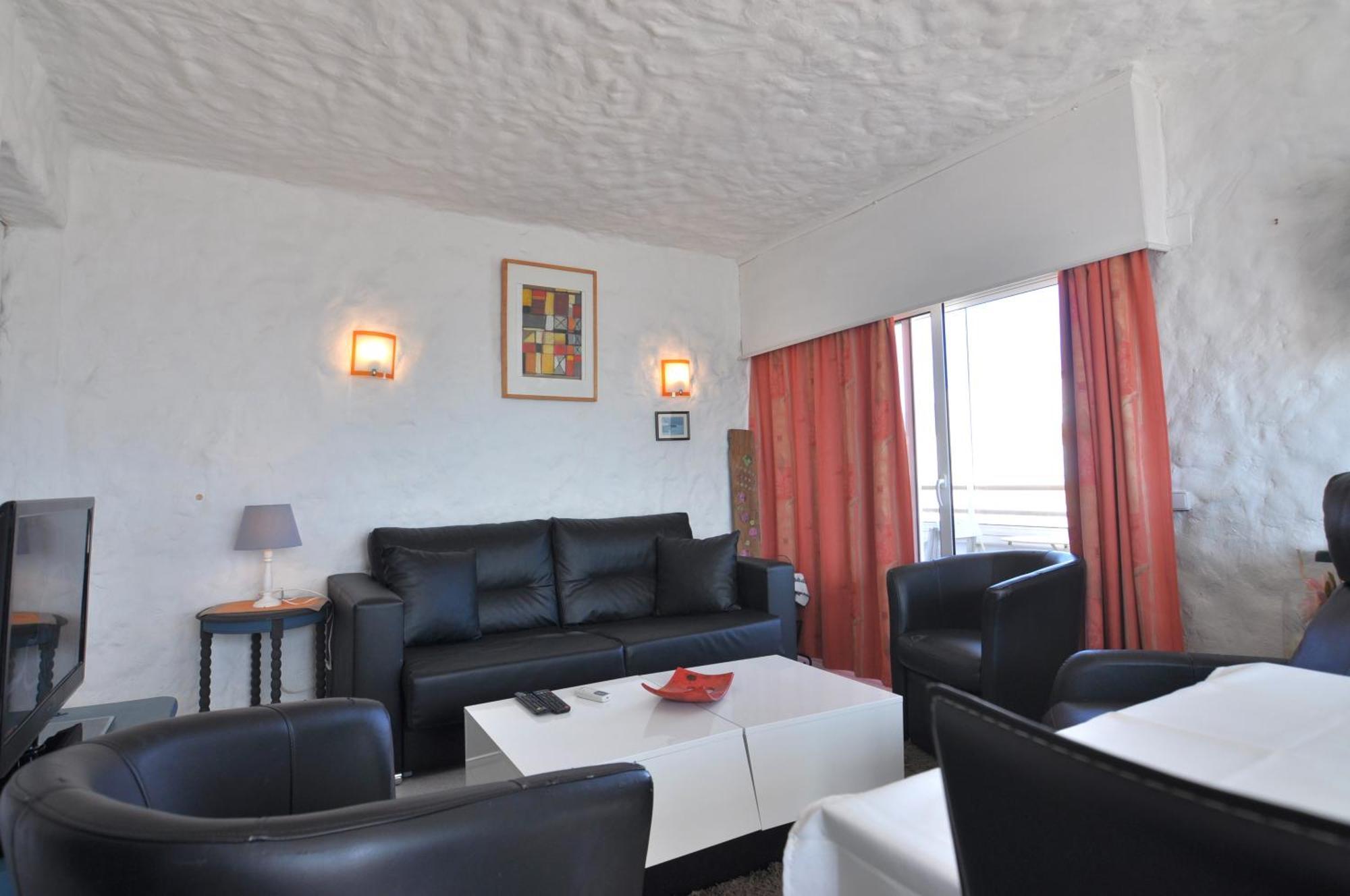 Rnet - Rhc 1712 Roses Holiday Center المظهر الخارجي الصورة