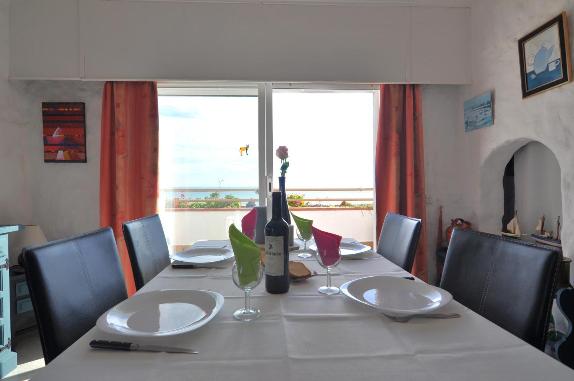 Rnet - Rhc 1712 Roses Holiday Center المظهر الخارجي الصورة